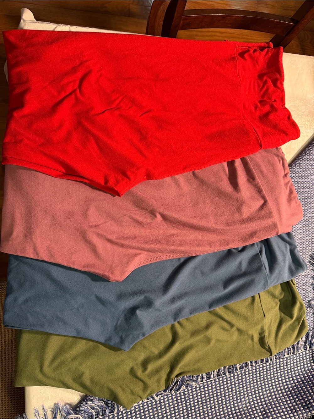 LuLaRoe TC Legging Bundle in Red, Dusty Rose, Slate Blue & Olive